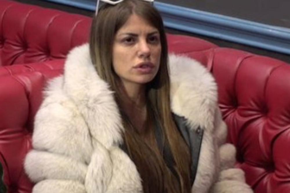 DRAGANA MITAR POSLALA JASNU PORUKU LJUBAVNICI NJENOG MUŽA: Uradila je to JAVNO i bez BLAMA
