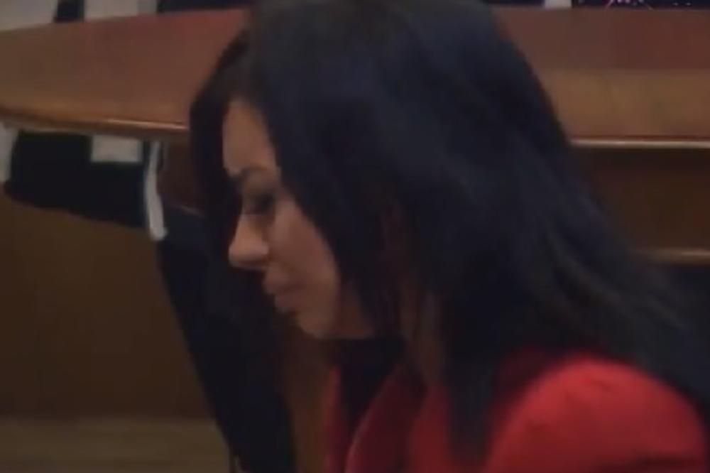 KAMERE UHVATILE ŠOKANTAN RAZGOVOR: Zerina opet u suzama! JECAJI ODZVANJALI BELOM KUĆOM