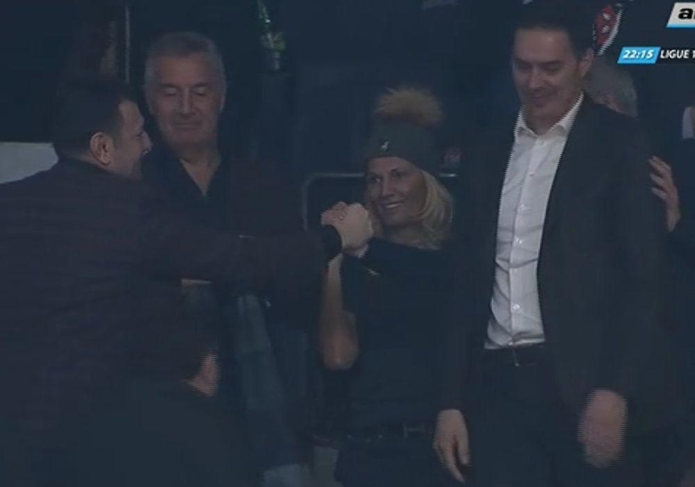 Milo Đukanović slavi pobedu Budućnosti