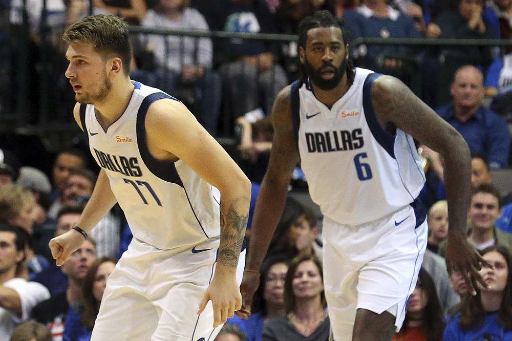 GRMI HALID U TEKSASU: Dončić navukao saigrača na kralja narodne muzike!