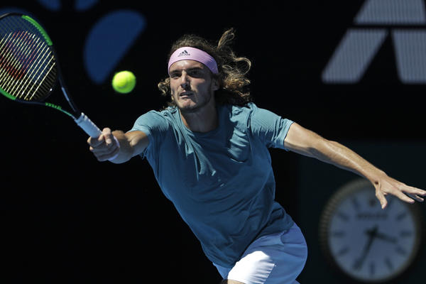 FEDERER MU NIJE JEDINI NA MENIJU: Cicipas puca od samopouzdanja, preti sečom Nadalu i Đokoviću!