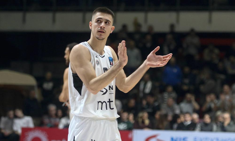 Vanja Marinković, novi košarkaš Sakramento Kingsa  