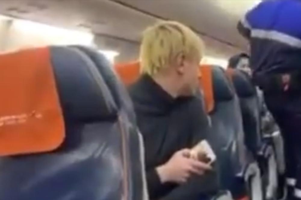 PIJANI RUS POKUŠAO JE DA OTME AVION, pogledajte snimak njegovog HAPŠENJA! (VIDEO)