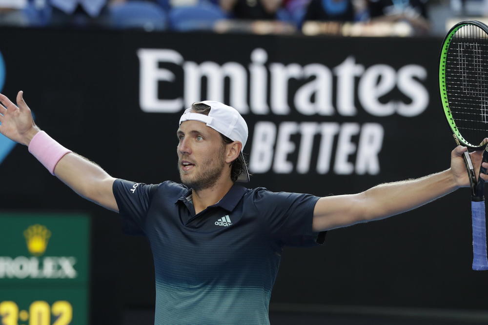 PUJ ŠOKIRAO RAONIĆA: Francuz čeka Đokovića u polufinalu!