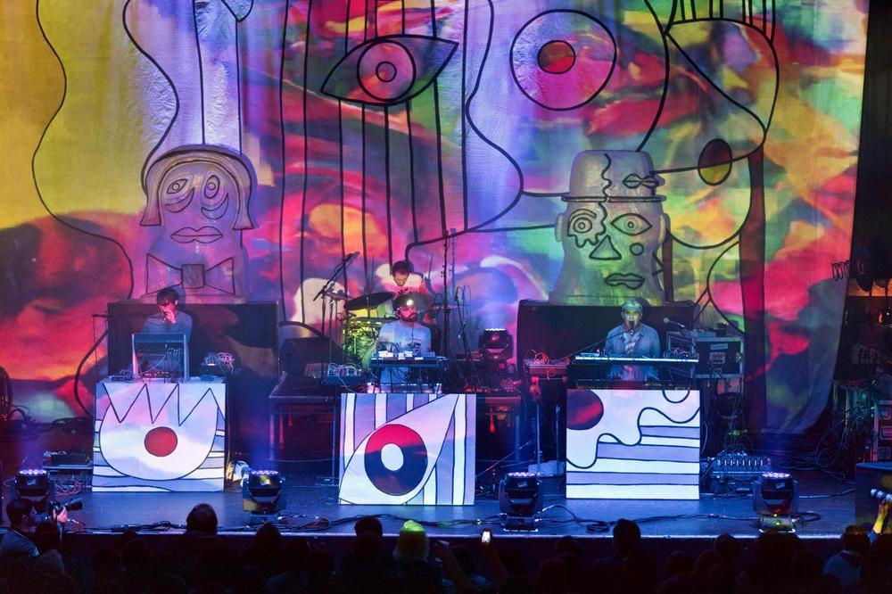 10 YEAR CHALLENGE: Zašto više ne slušamo muziku snimljenu pre 10 godina?