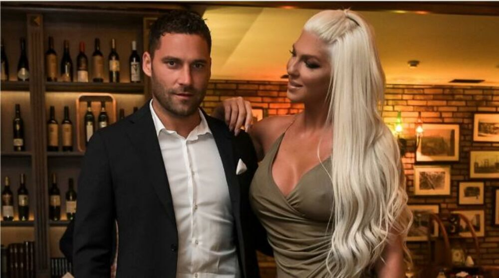 Duško Tošić, Jelena Karleuša