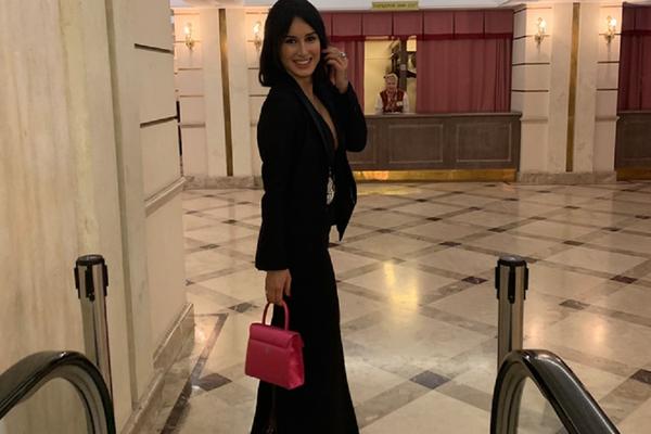 LEPA RUSKINJA TINA UDELILA KOMPLIMENT VUČIĆU TOKOM INTERVJUA! Predsednik Srbije ju je ostavio BEZ TEKSTA (VIDEO)