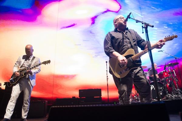 PIXIES podelili svoju novu pesmu CATFISH KATE (VIDEO)