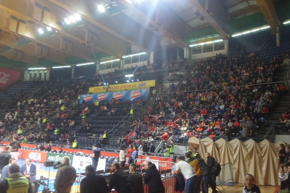 DELIJE OBUKLE ISTA OBELEŽJA KAO GROBARI: Razlog za to je rak rana cele moderne Srbije!