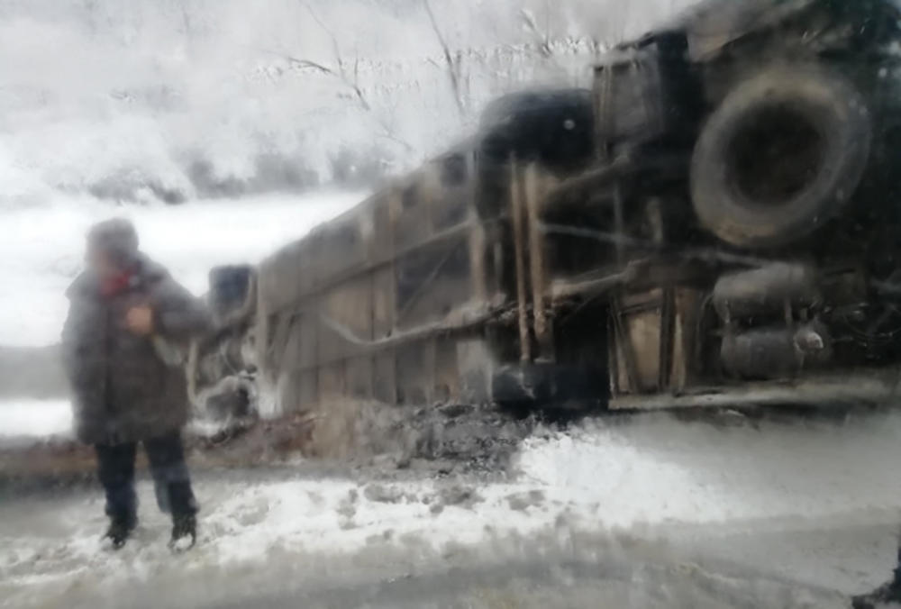 SNEG IZAZVAO KOLAPS U LAZAREVCU  