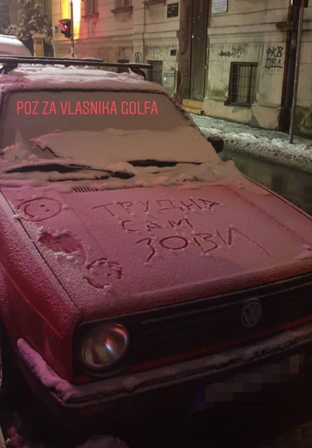 Vlasnika golfa je sačekala poruka  