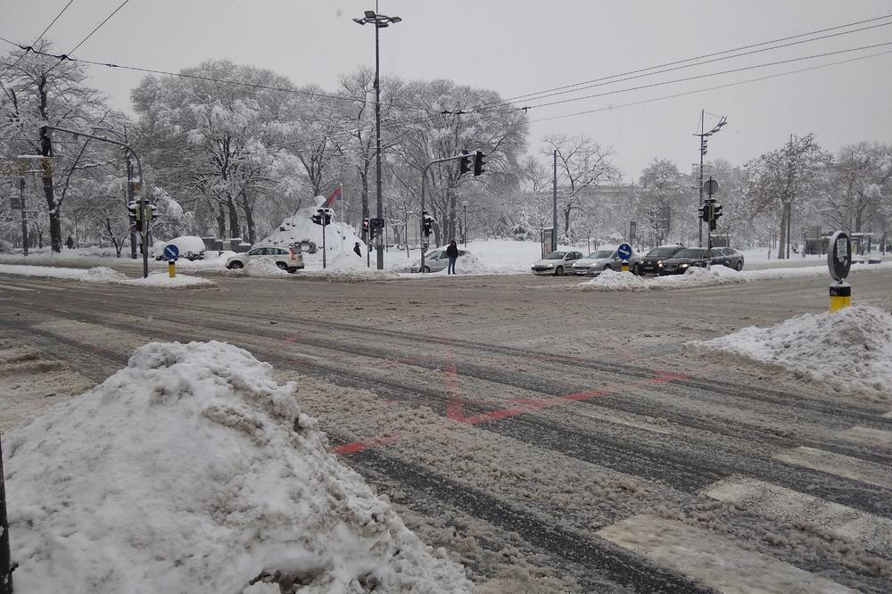 SNEG STIŽE U SRBIJU OVOG MESECA! U novembru pripremite debele jakne i rukavice, očekuje nas beli pokrivač