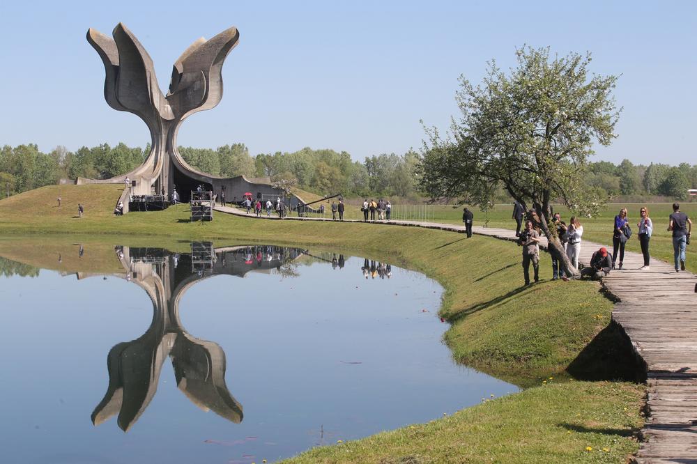 UŽASAN SKANDAL! Delegaciji Vojske Srbije zabranjeno da poseti JASENOVAC!