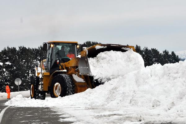 NEZAPAMĆENA DRAMA U SRBIJI, BEBU SPASILI U POSLEDNJI ČAS! Ovo su neverovatni detalji dešavanja