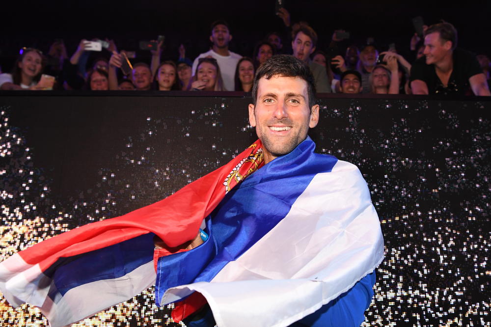 ZAMALO DA BATALIM SVE I NAPUSTIM TENIS: Emotivni govor Novaka Đokovića naterao sve prisutne da mu dugo aplaudiraju!