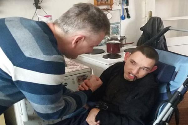 STOLAR MILE POBEDIO: Mnogi građani se odazvali pozivu - stigla pomoć porodici Dudaš!