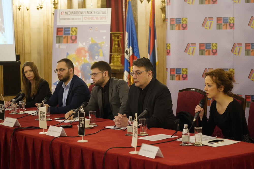 ODRŽANA PRVA KONFERENCIJA POVODOM 47. FEST-a: Počela minutom ćutanja u čast preminulog Dušana Makavejeva