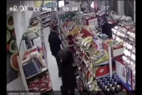 OVAKO JE CRNOGORAC KRAO U SRPSKOJ PRODAVNICI: Uhapsili su ga kad su pogledali ovaj snimak! (VIDEO)