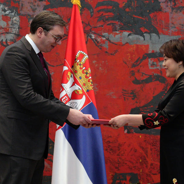 KINEZI, HVALA VAM DO NEBA! U Srbiju stiže VELIKI POKLON od ČELIČNIH PRIJATELJA!