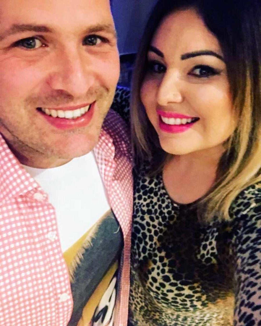 On nju nije posmatrao površno već mu se dopala jer je bila srećna!