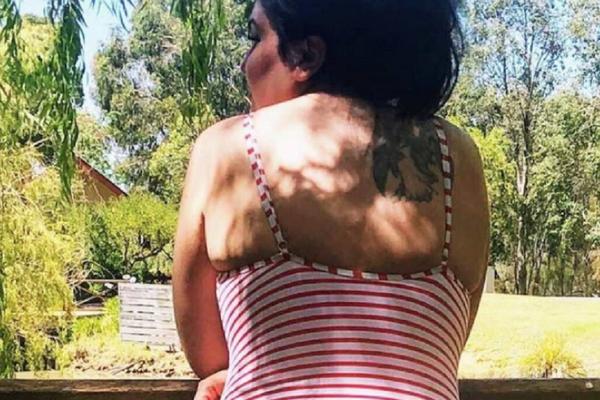 UŠLA SAM U SLIKE NA TELEFONU SVOG MUŽA i naletela na OVAJ PRIZOR: Vrisnula sam, a on me je UĆUTKAO 1 REČENICOM