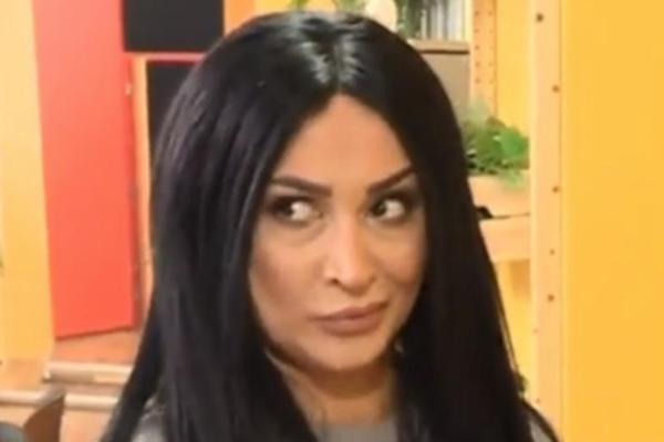 BAŠ SU JE ČASTILI: Andreana Čekić otkrila u kojoj zemlji je dobila najveći BAKŠIŠ!