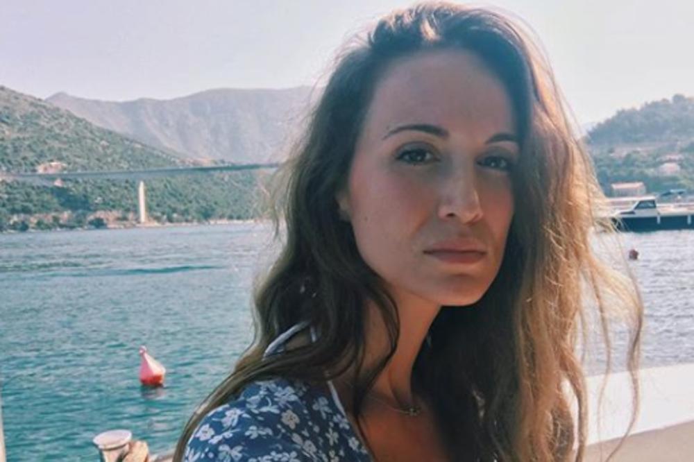 PREDSEDNICE, USKORO ĆU MORATI DA PREKRŠIM ZAKON: Bolesna pevačica uputila apel Kolindi, jer je njen lek ILEGALAN