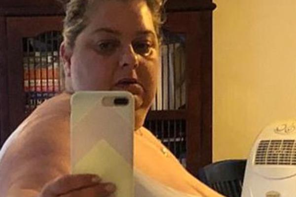 NAPRAVILA JE SELFI U DONJEM VEŠU PRE GODINU DANA: Ono  što je na njemu videla, promenilo joj je život IZ KORENA