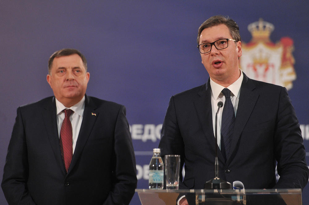 ZA DIVAN DAN! Aleksandar Vučić poslao Miloradu Dodiku POKLON ZA ROĐENDAN!