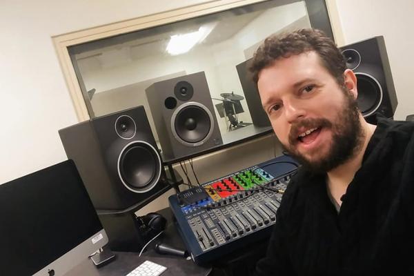 ZLOČIN KOJI SE ZOVE MUZIČKO TAKMIČENJE: Dr džez klavira BRUTALNO o najskaradnijem obliku bavljenja muzikom