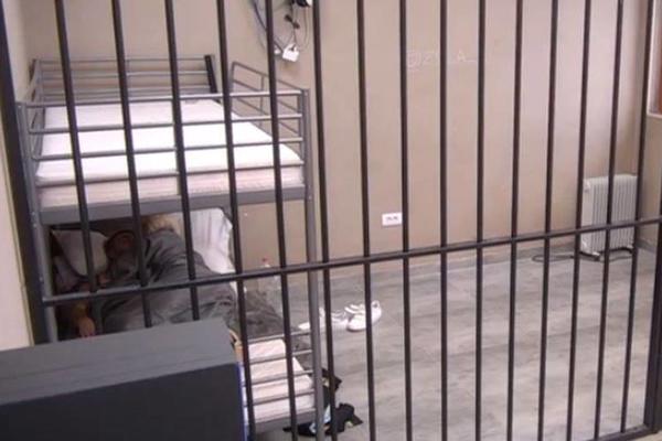 TOMA PANIĆ IDE U ZATVOR?! Zbog nasilja nad Nadeždom maneken saslušan u policiji! Detalji dospeli u JAVNOST!