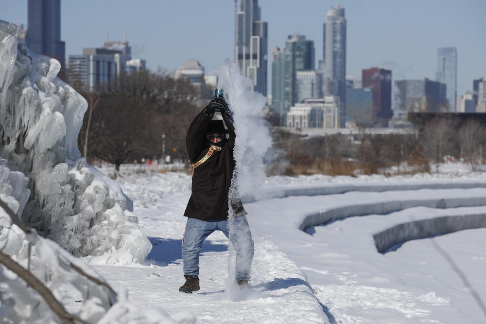 DEBELI MINUS U SAD ODNEO 21 ŽIVOT: Temperature su se spuštale do - 44! (VIDEO)