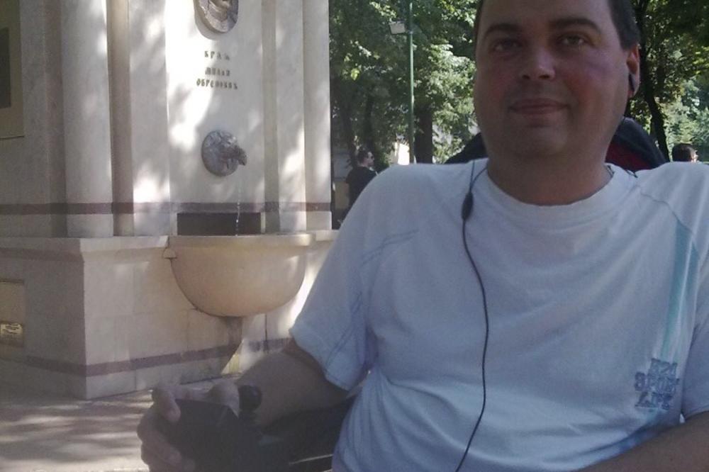 ZAR SAM KRIV ŠTO SAM ŽIV, ŠTO SAM OBOLEO KAO BEBA? Bojan (48) živi SAM s teškom bolešću i JEDNIM PITANJEM (VIDEO)