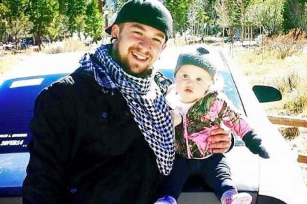 MAJKA JE OSTAVILA BEBU I NIKAD SE NIJE VRATILA: A onda je SAMOHRANI TATA napisao pismo koje je RASPLAKALO PLANETU!