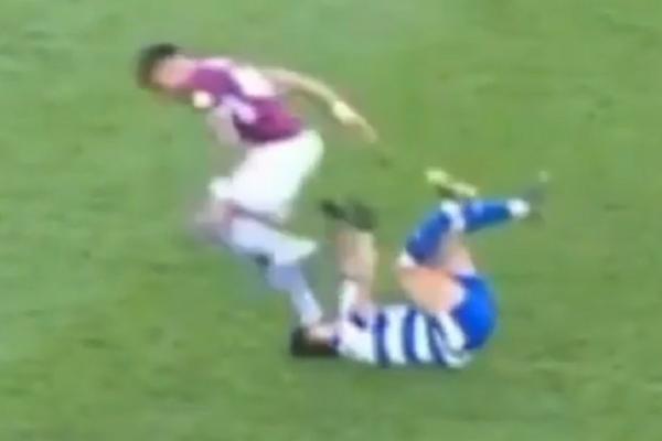 UNAKAŽENO LICE FUBALERA OBIŠLO PLANETU: Jedan od najjezivijih startova u istoriji fudbala, ali ne i za sudiju!