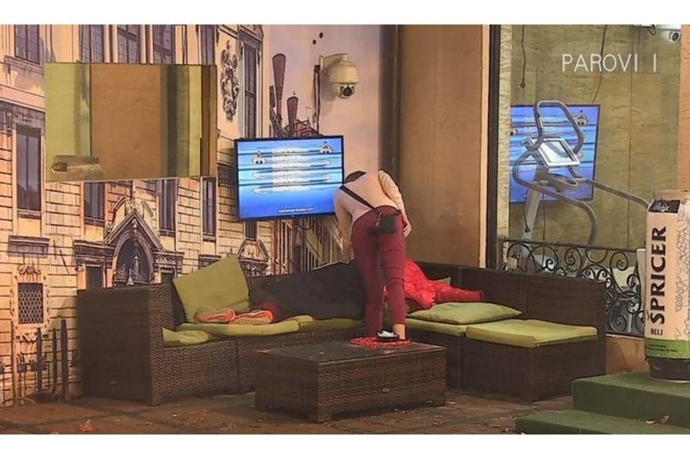 NOVI LJUBAVNI TROUGAO NA POMOLU: Nova takmičarka se mota oko Marinkovića, da li će mu to ugroziti veridbu?