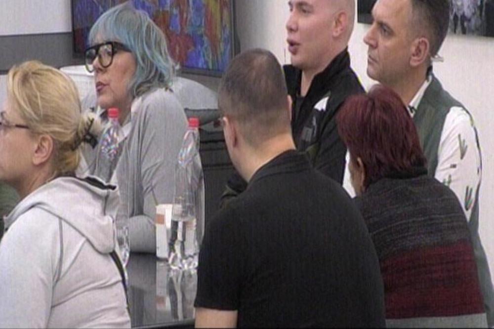 NEĆETE VEROVATI: BRENDON ZA OMILJENU IZABRAO STANIJU, a pogledajte KO SU potrčci!