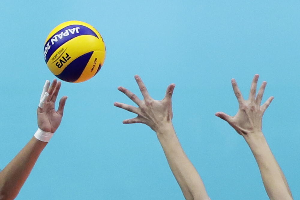 UMRO LEGENDARNI ODBOJKAŠ I TRENER: Srpski sport zavijen u crno!