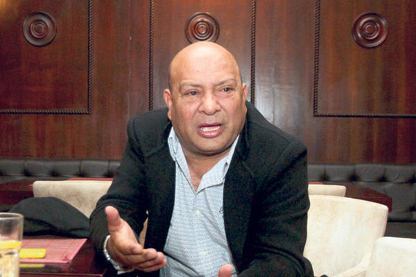 PREMINUO POZNATI PEVAČ DŽEJ RAMADANOVSKI! Tuga do neba!