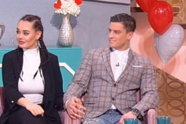 ČUVAJTE MUŽEVE KAD ANA KORAĆ IZAĐE IZ RIJALITIJA: Sanja Marinković ŽESTOKO ISPROZIVALA starletu usred emisije!