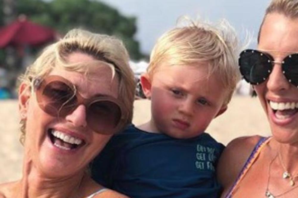 ĆERKA SE PORODILA, PA SMRŠALA 25 KILOGRAMA: Pojavila se s majkom (61) na plaži, a ona joj je UZELA SVU SLAVU (FOTO)