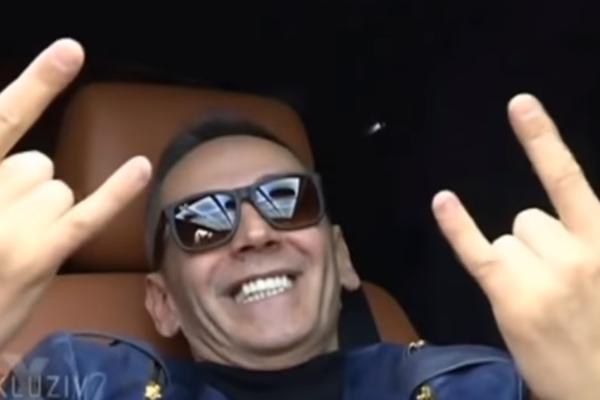 SAŠA VIDIĆ O ZABRANJENIM TEMAMA U SRBIJI: Najveći GREH je onaj u kojem vladika miluje dečake!