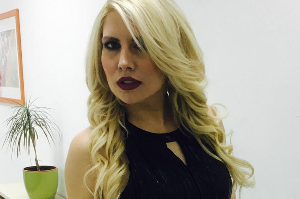 DEA KONAČNO IZAŠLA IZ OPERACIONE SALE! Lekari su se borili 4 sata za život njene ruke, OVO JE ISHOD!