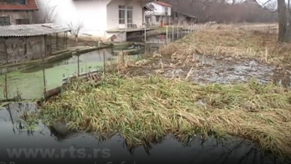 Sneg koji se topi u selu Vrtište izazvao brojne probleme  