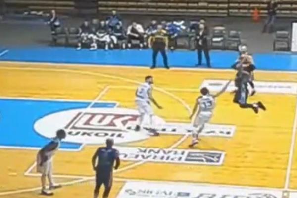 PRED MEČ SA ZVEZDOM: Mornar doveo Amerikanca koji je igrao na Kosovu, a na Novom Zelandu je ubacivao po 30 poena!