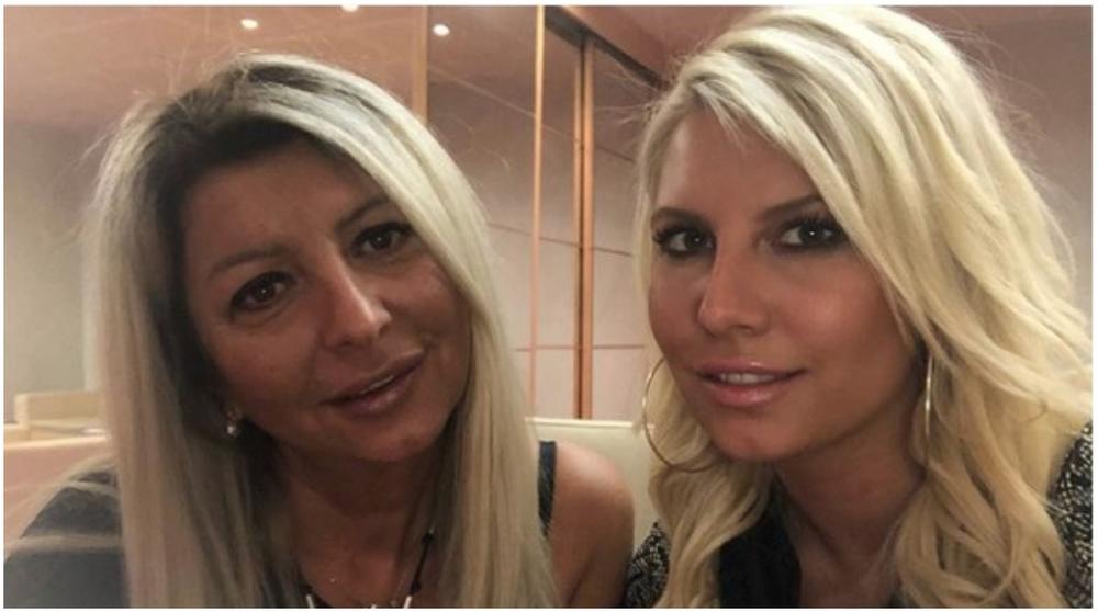 Dea Đurđević sa majkom