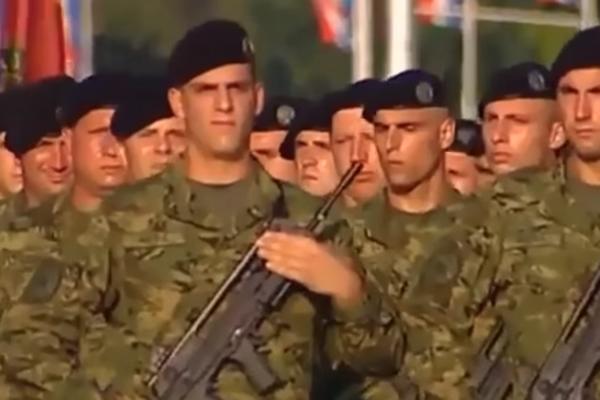 HRVATSKA POSLALA VOJSKU NA KOSOVO! Biće smešteni u Uroševcu, a ovo je njihov zadatak!
