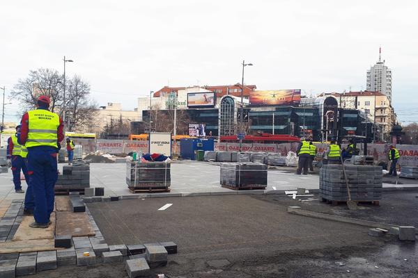 OVO JE PROFIL SRPSKOG SEZONCA: Ima više od 45 godina, čisti i zarađuje... DA LI JE OVO DOVOLJNO ZA ŽIVOT?