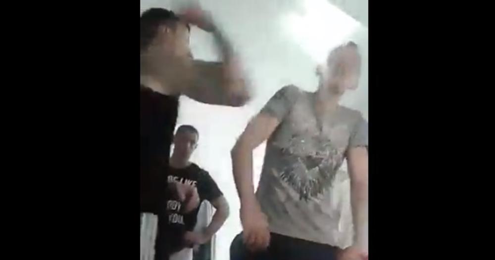 'Spusti ruke dok te bije'