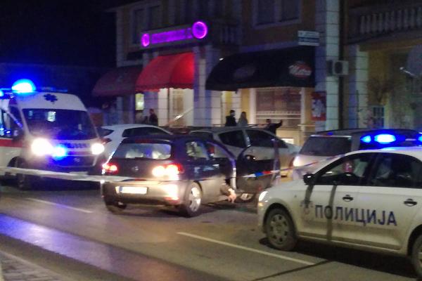 HAOS U KUMODRAŠKOJ ULICI! Pijani vozač divljao po gradu, pa KOLIMA UDARIO POLICAJCA!
